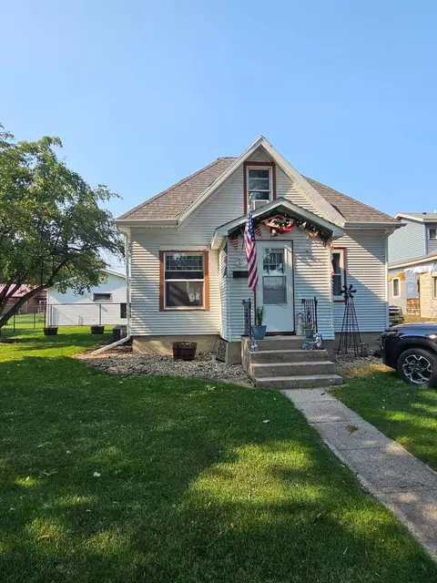 431 Central Ave N, Crookston, MN 56716