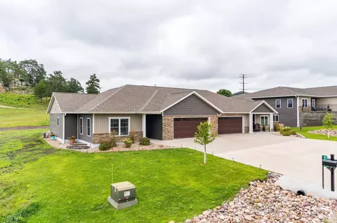 w7666 Castle Mound Road, Holmen, WI 54636