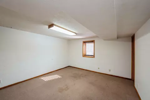 665 98th St E, Bloomington, MN 55420 photo 40