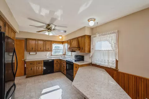 665 98th St E, Bloomington, MN 55420 photo 19