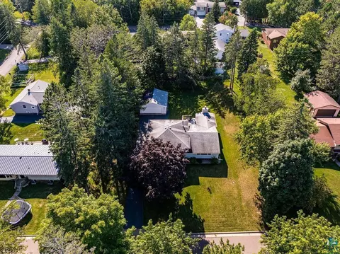 2115 Harvard Ave, Duluth, MN 55803 photo 39