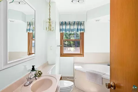2115 Harvard Ave, Duluth, MN 55803 photo 21