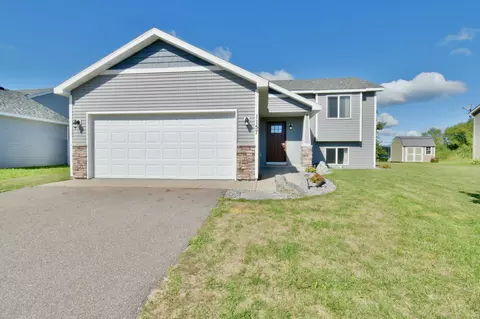 1157 Golf Ct, Foley, MN 56329