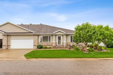 1761 Evergreen Way, West Fargo, ND 58078
