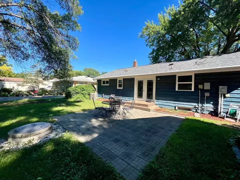716 Augusta Ave, Willmar, MN 56201 photo 2