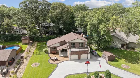 6627 29th St N, Oakdale, MN 55128
