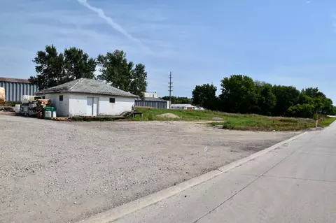 506 12th St, Sibley, IA 51249