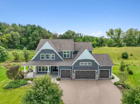 10401 56th Pl N, Lake Elmo, MN 55042
