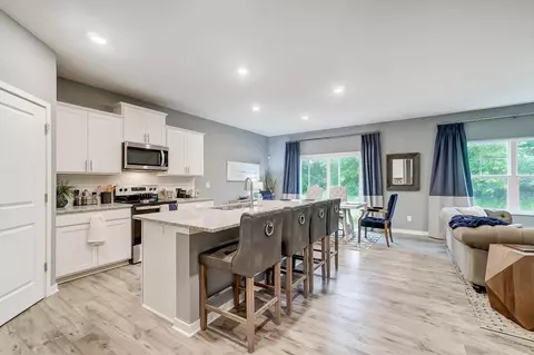 23280 Ashbury Dr, Rogers, MN 55374