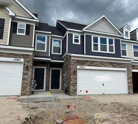 17915 Giants Way, Lakeville, MN 55044