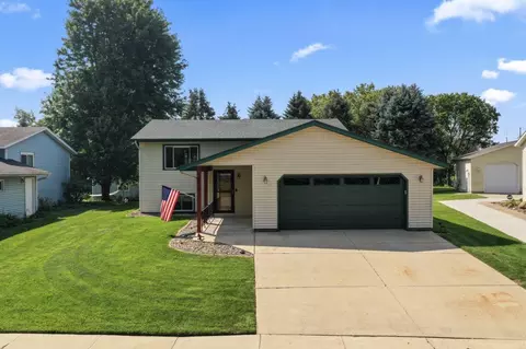 824 26th St SE, Rochester, MN 55904