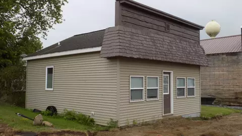 918 Gary St, Calumet, MN 55716
