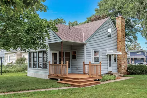 3286 Library Ln, Saint Louis Park, MN 55426