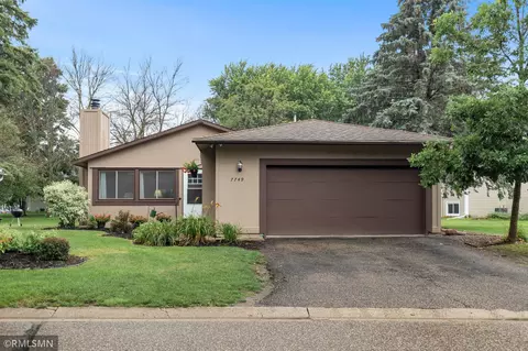 7749 Cayenne Plz W, Woodbury, MN 55125