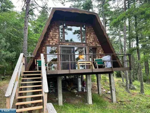 8758 Partridge Rock Trl, Cook, MN 55723