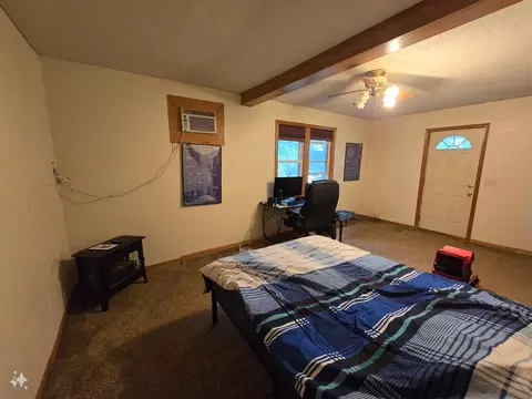 Bedroom - 737 30th Ave, Pipestone, MN 56164 photo 7 of 9