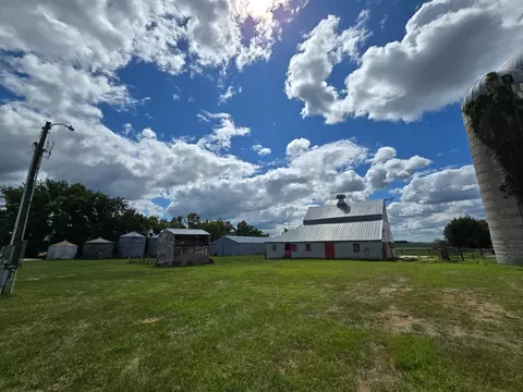 Exterior - 737 30th Ave, Pipestone, MN 56164 photo 20 of 20