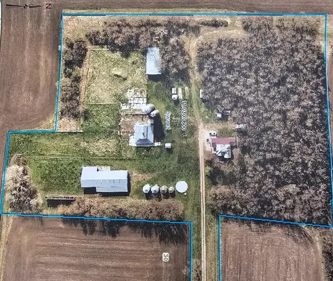 737 30th Ave, Pipestone, MN 56164