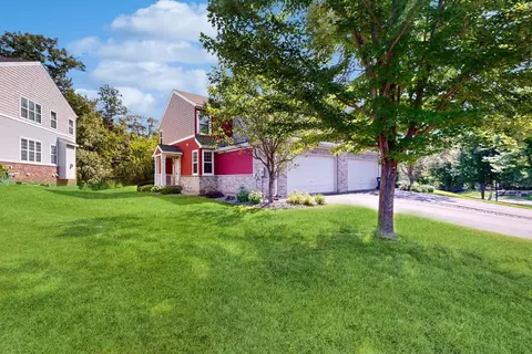 18116 Kindred Ct, Lakeville, MN 55044