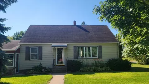 301 SW 5th St, Brainerd, MN 56401 photo 2