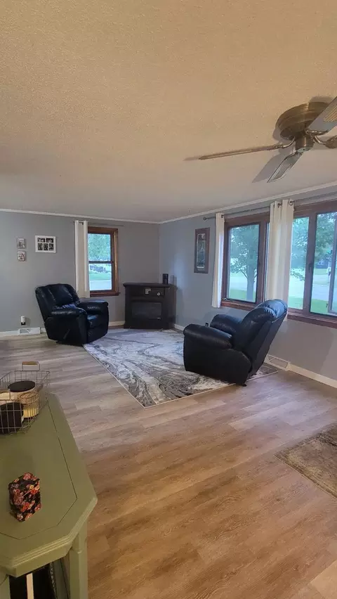 301 SW 5th St, Brainerd, MN 56401 photo 6