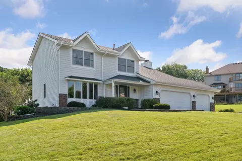 1965 Safari Trl, Eagan, MN 55122