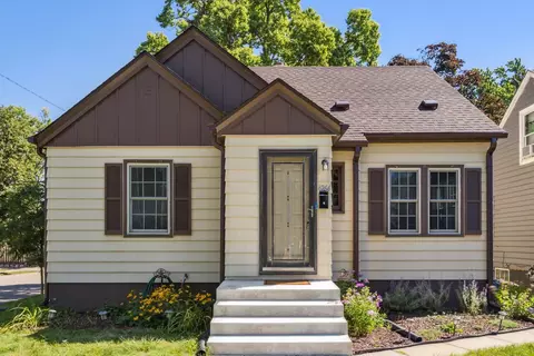 4264 Zenith Ave N, Robbinsdale, MN 55422