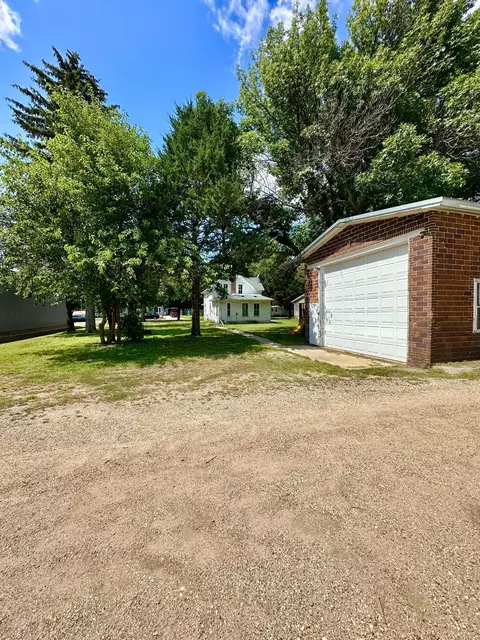 115 S Spring Ave, Springfield, MN 56087 photo 45