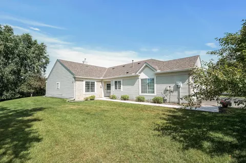 7630 Ojibway Park Rd, Woodbury, MN 55125