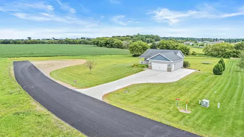1031 166th St, Hammond, WI 54015