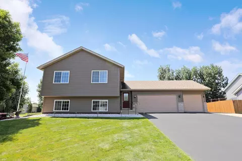 509 9th Ave NE, Lonsdale, MN 55046