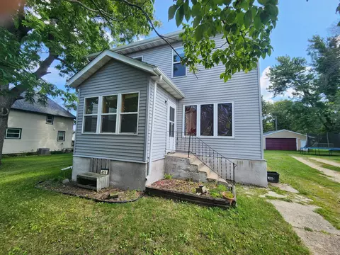 416 Main St N, Grand Meadow, MN 55936