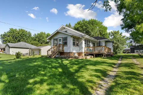221 Main St E, Clarks Grove, MN 56016