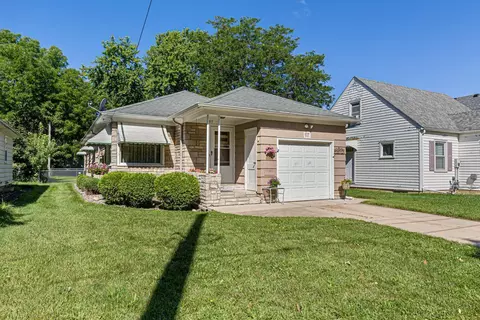 807 11th St NW, Austin, MN 55912