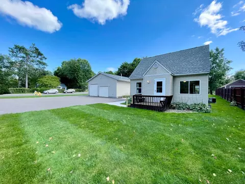 308 E 3rd Ave, Luck, WI 54853