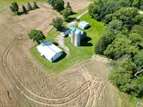 5959 Johnson Rd NE, Nelson, MN 56355 photo 3