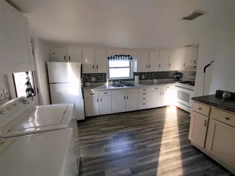428 Maple Dr, Spring Grove, MN 55974 photo 7