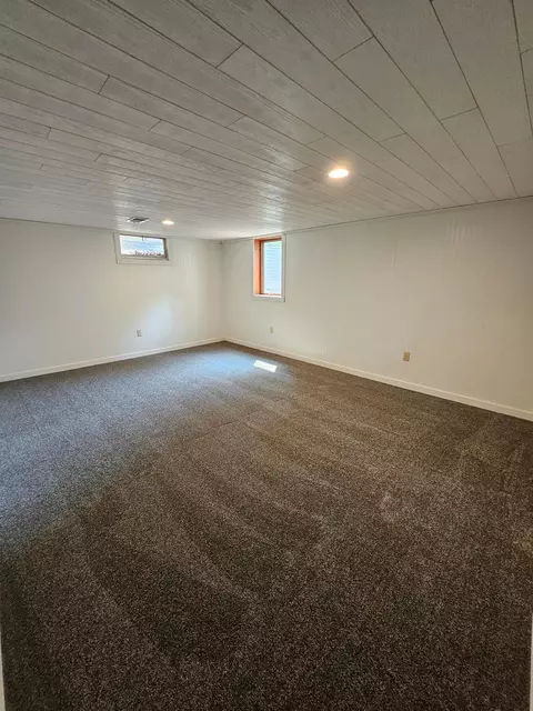 214 Carrow Cir, Marshall, MN 56258 photo 22