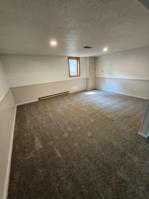214 Carrow Cir, Marshall, MN 56258 photo 24