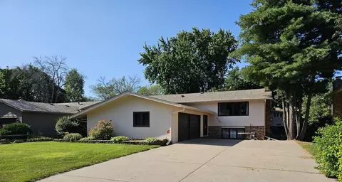 6709 80th Ave N, Brooklyn Park, MN 55445
