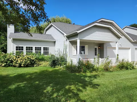 2858 Brewers Ln, Stillwater, MN 55082