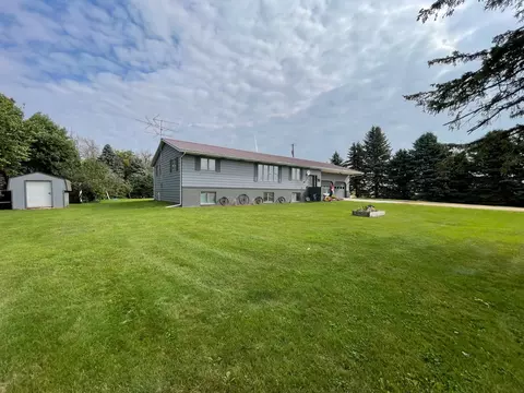 25366 200th St, Reading, MN 56165 photo 3