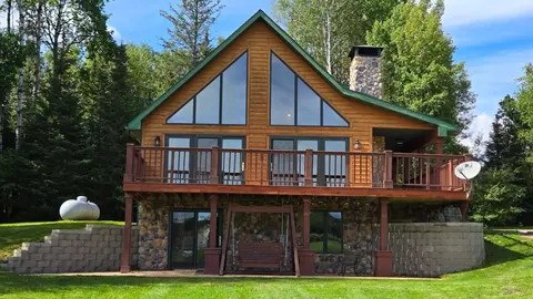 10689 Shady Grove Ln, Orr, MN 55771