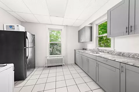 1130 E 5th St, Duluth, MN 55805 photo 5