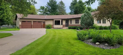 210 Meadowlark Rd SE, Saint Michael, MN 55376