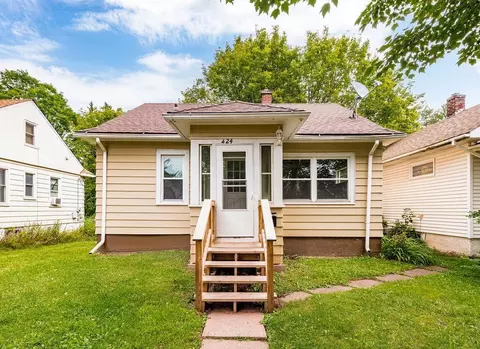 424 N 79th Ave W, Duluth, MN 55807