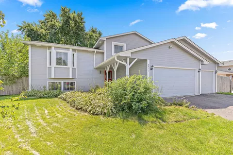 6511 110th Ln N, Champlin, MN 55316