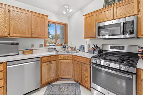 6511 110th Ln N, Champlin, MN 55316 photo 8