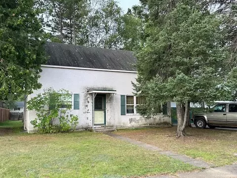 48 Astor Rd, Babbitt, MN 55706