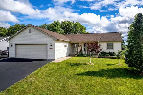 406 Smith Ave, Osceola, WI 54020
